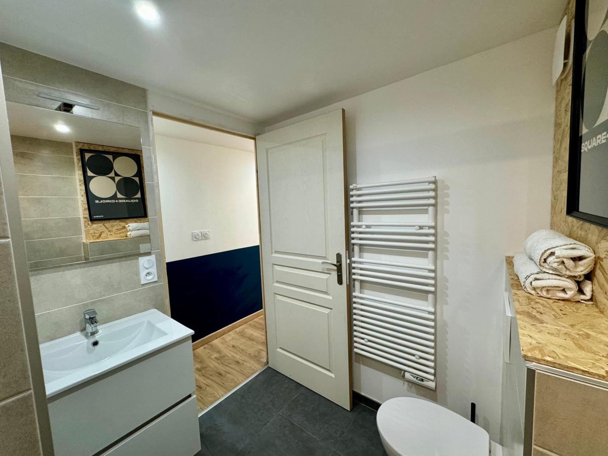 Suite Elias Villeurbanne Exterior photo